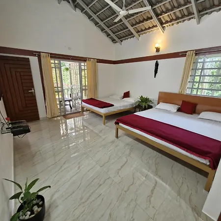 Kattegadde Homestay - Swimming Pool And Rooms With Private Balcony By Dazzle Destinations Chikmagalur Exterior photo