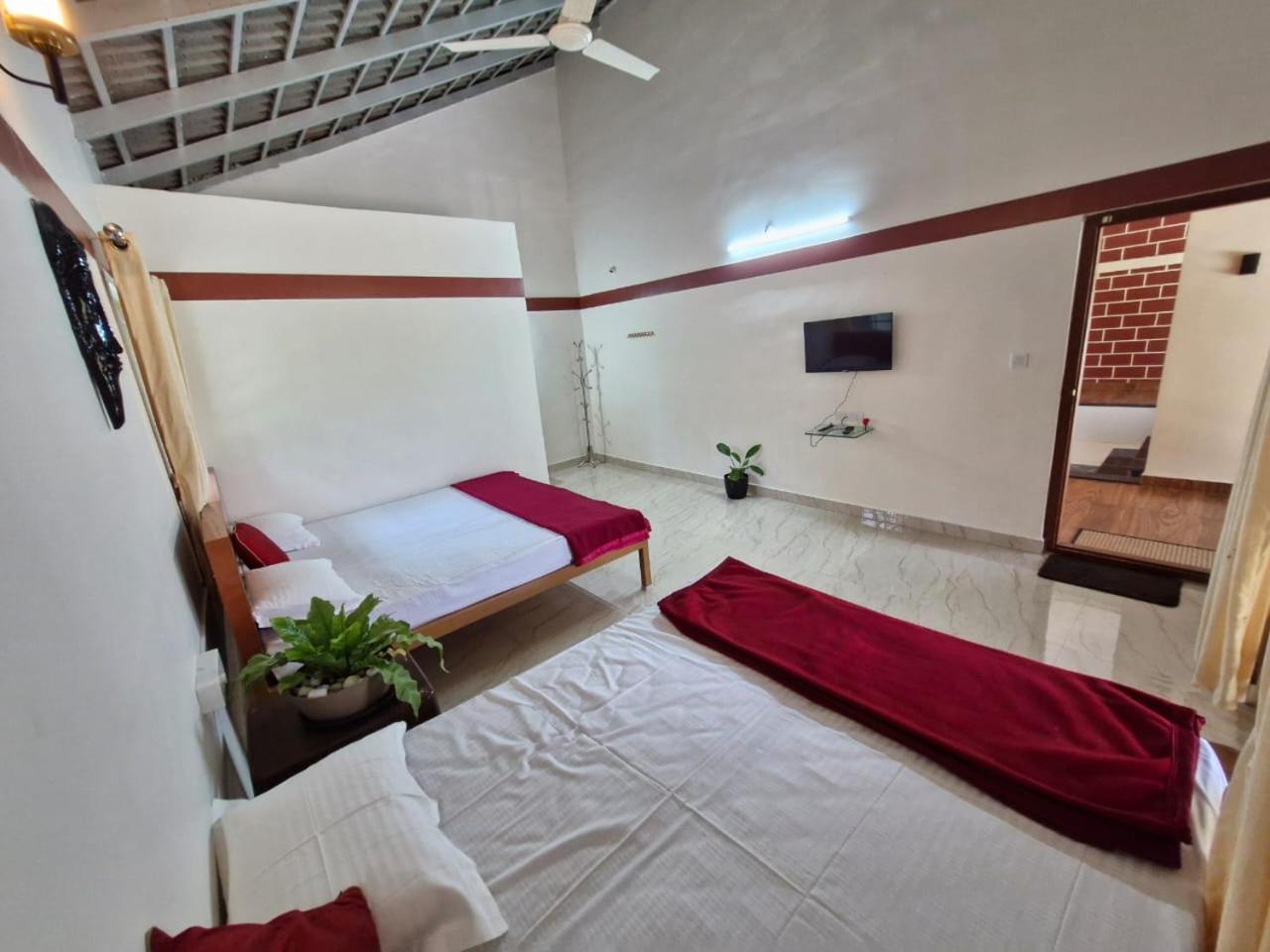 Homestay Kattegadde Homestay - Swimming Pool And Rooms With Private Balcony By Dazzle Destinations *